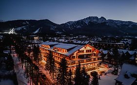 Mountain Diamond Resort